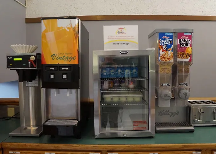 Hotel Super 8 By Wyndham Fargo/i-29/west Acres Mall Fargo